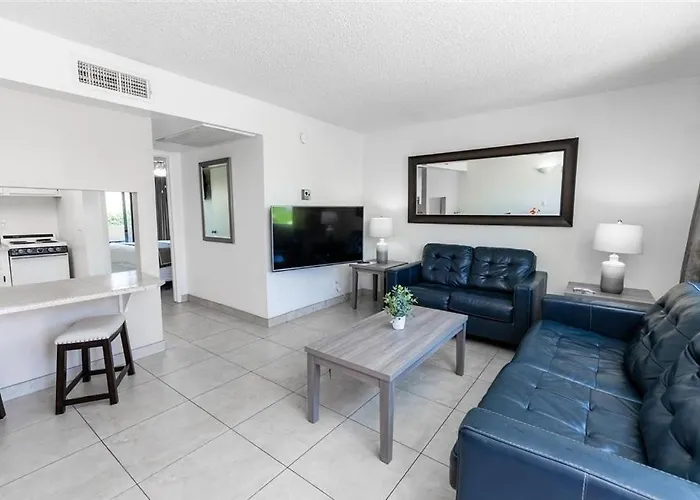 211 Fully Furnished 1br Suite-outdoor Pool Apartment *