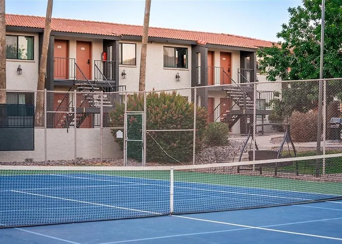 Apartment 211 Fully Furnished 1br Suite-outdoor Pool